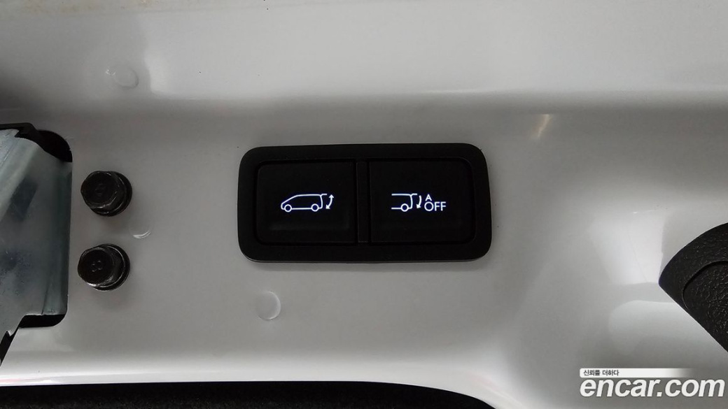Hyundai Staria Cargo 5-Seater, 2025