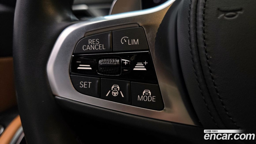 BMW 3-Series 320i M Sport, 2023