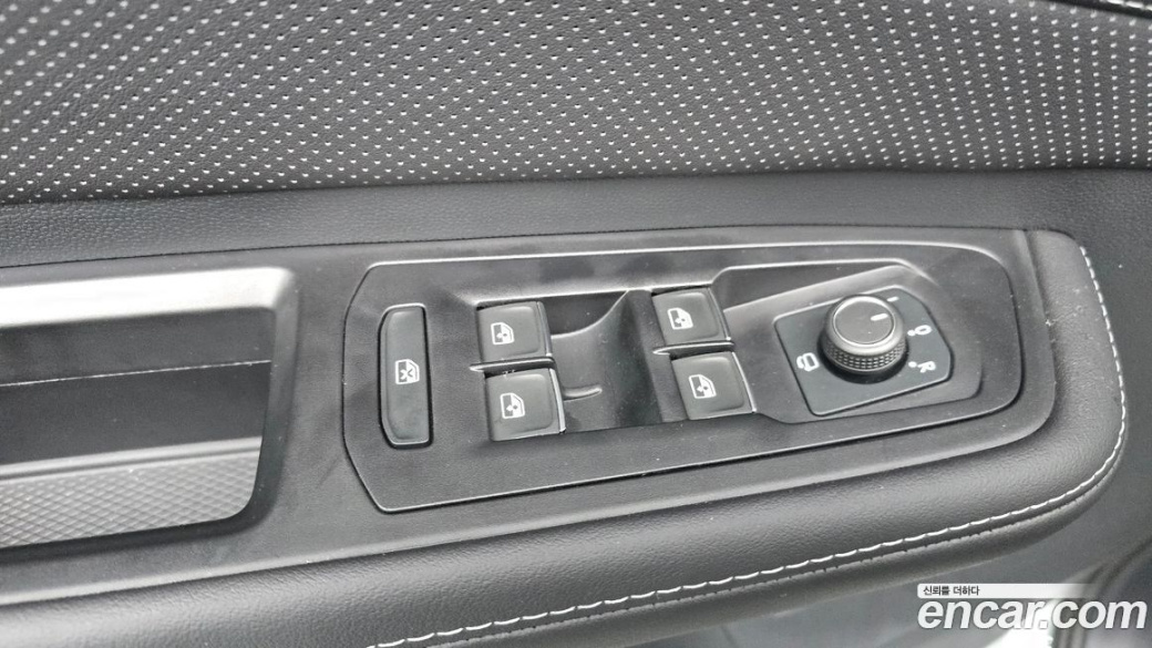 Volkswagen Atlas 2.0 TSI R-LINE 6-Seater, 2025