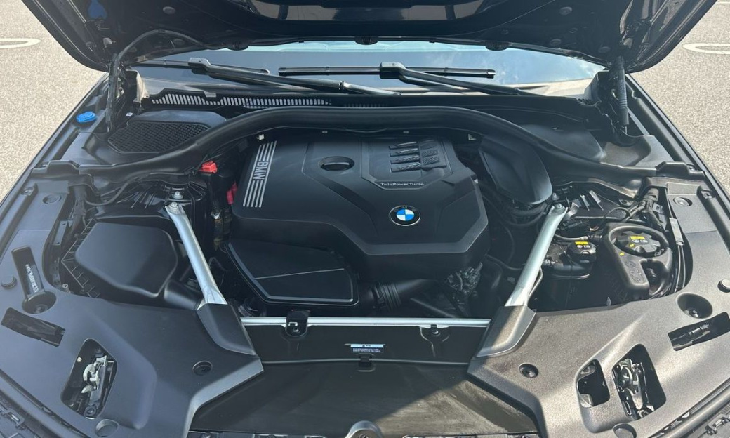 BMW 5-Series 530i xDrive M Sport Package, 2022