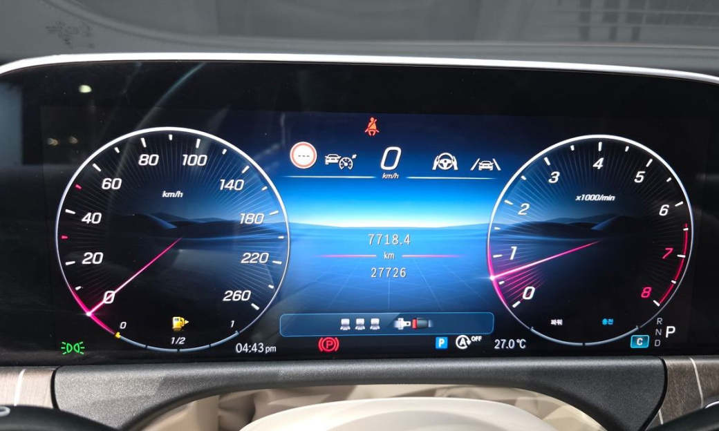 Mercedes-Benz E-Class E300 4MATIC Exclusive, 2024