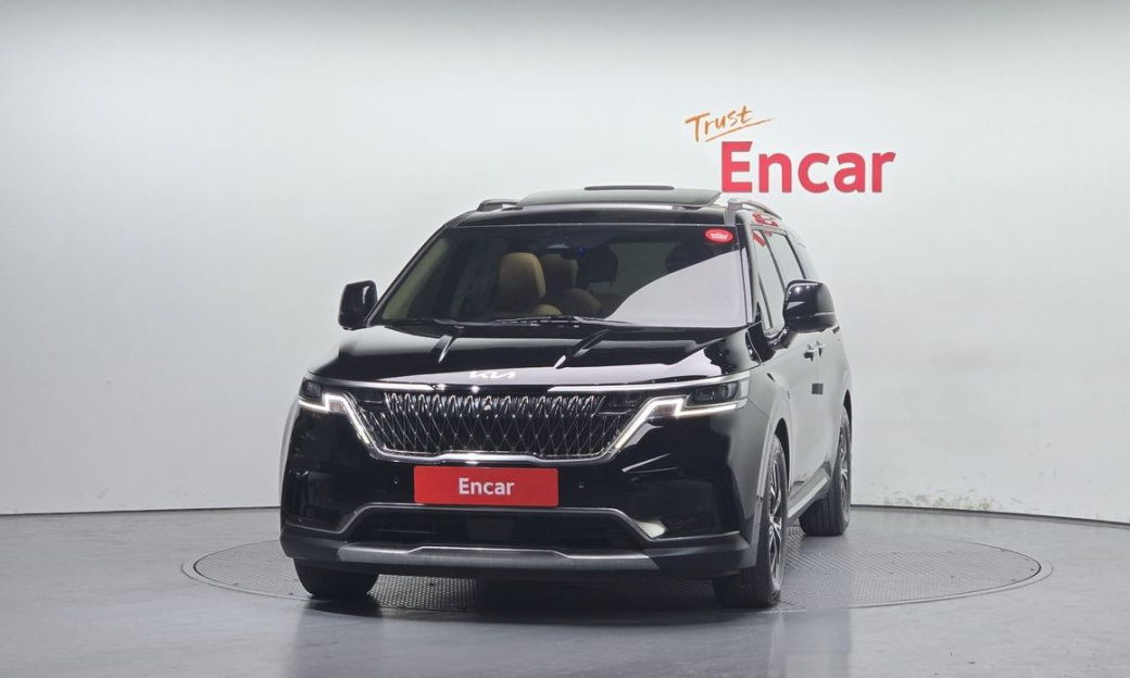 Kia Carnival 11-Seater Signature, 2023