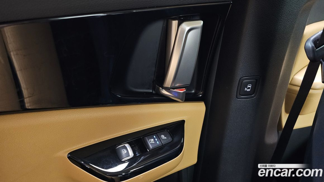 Kia Carnival 7-Seater Noblesse, 2023