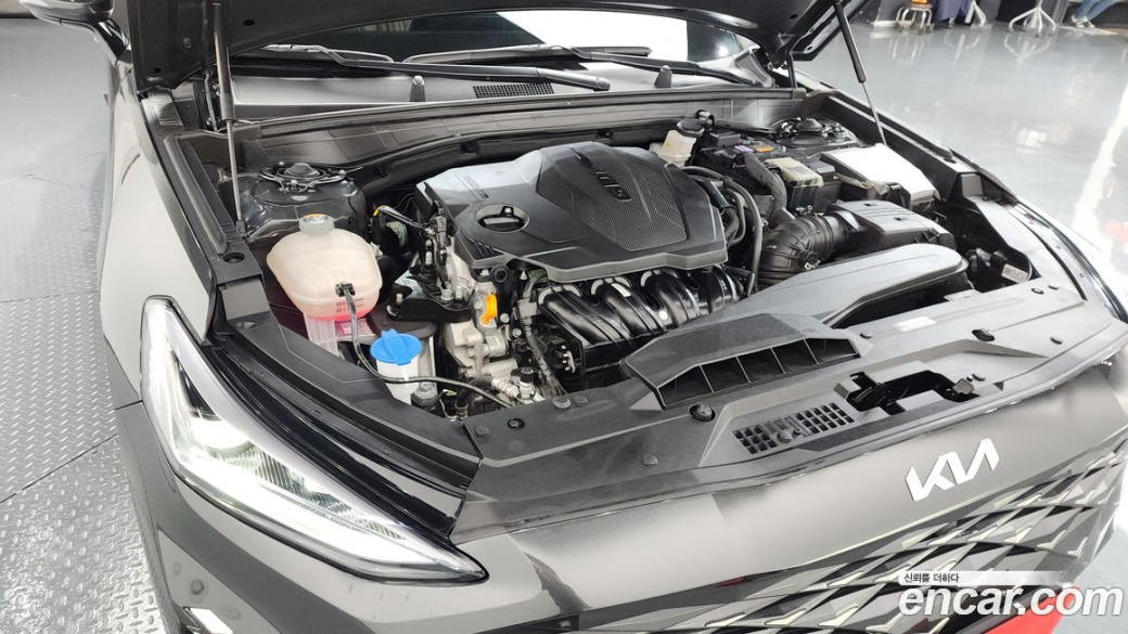 Kia K8 2.5 Gasoline 2WD, 2023