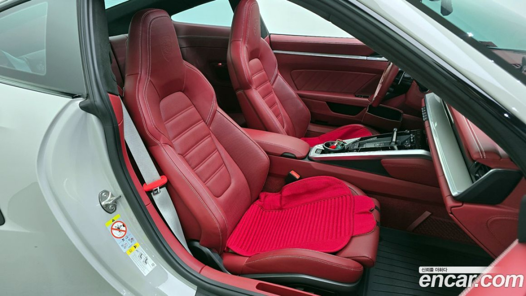 Porsche 911 Turbo S, 2022