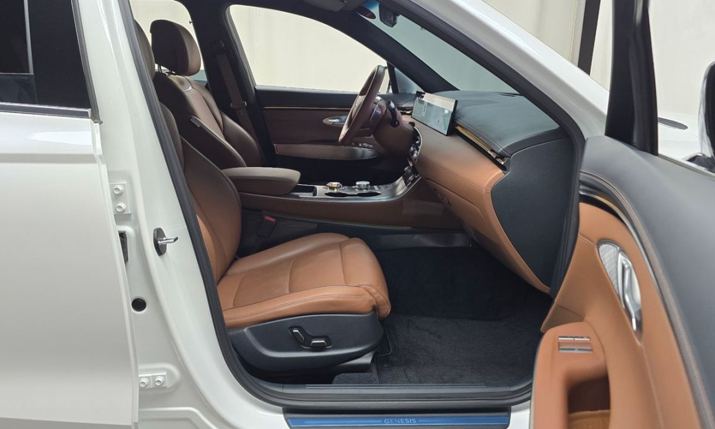 Genesis GV70 2.5T Gasoline 2WD, 2025
