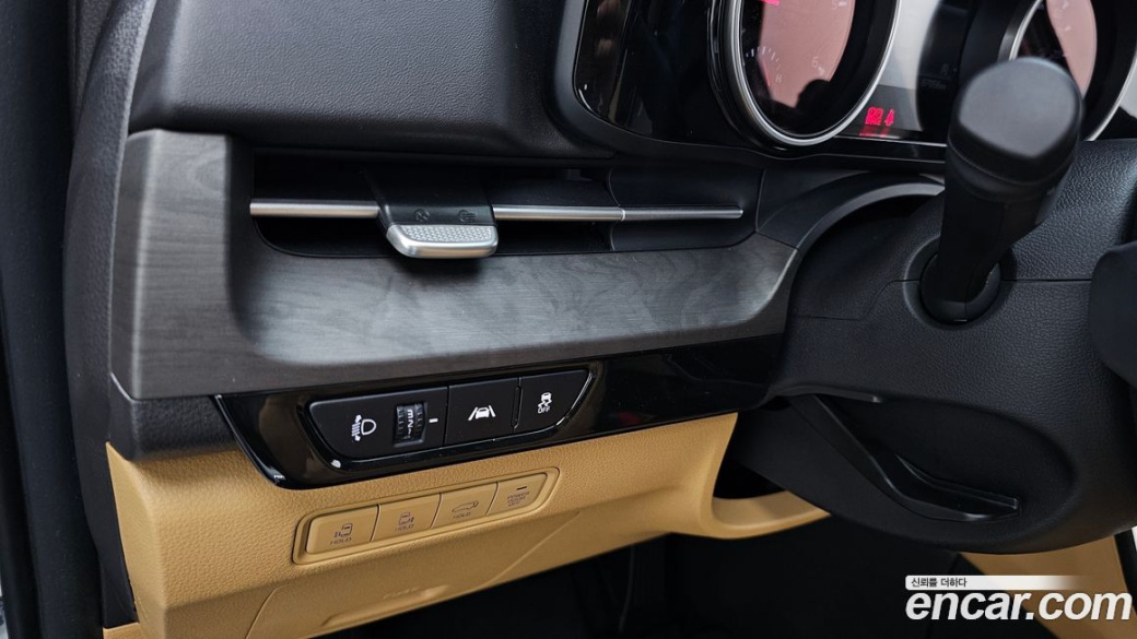 Kia Carnival 7-Seater Noblesse, 2023