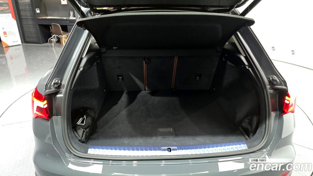 Audi Q3 35 TDI, 2025