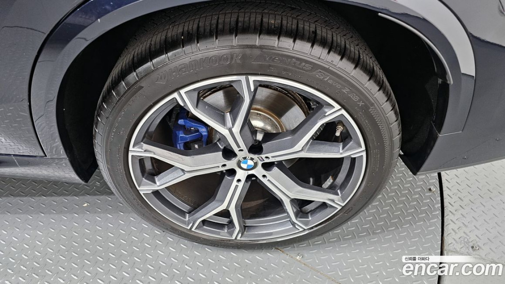 BMW X5 xDrive 40i M Sport, 2024