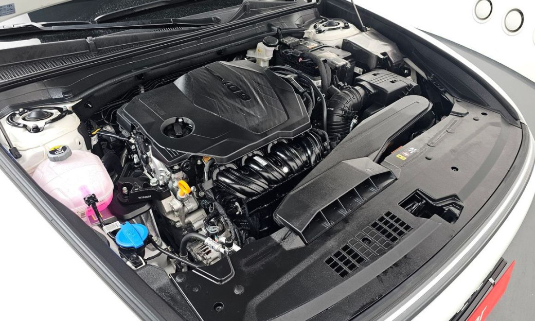 Hyundai Grandeur 2,5 Gasoline 2WD, 2025