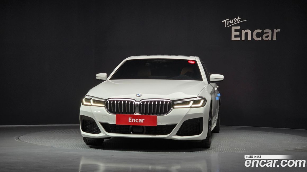 BMW 5-Series 520i M Sport, 2023
