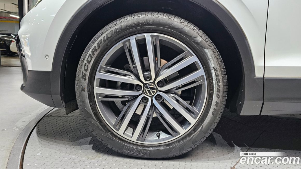 Volkswagen Tiguan 2.0 TDI 4Motion Prestige, 2022