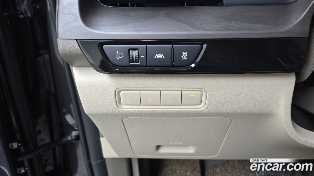Kia Carnival 7-Seater Signature, 2022