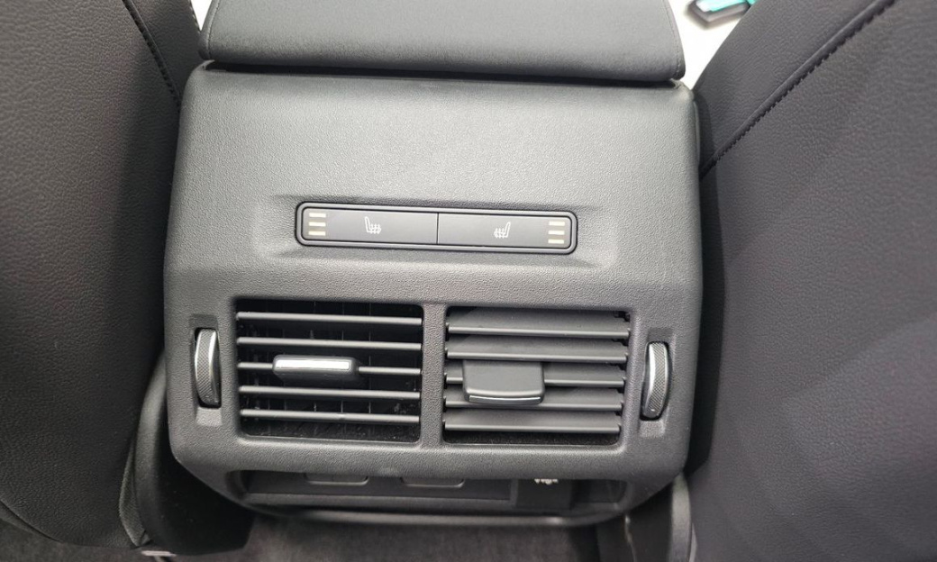 Land Rover Discovery Sport P250 Dynamic SE, 2024