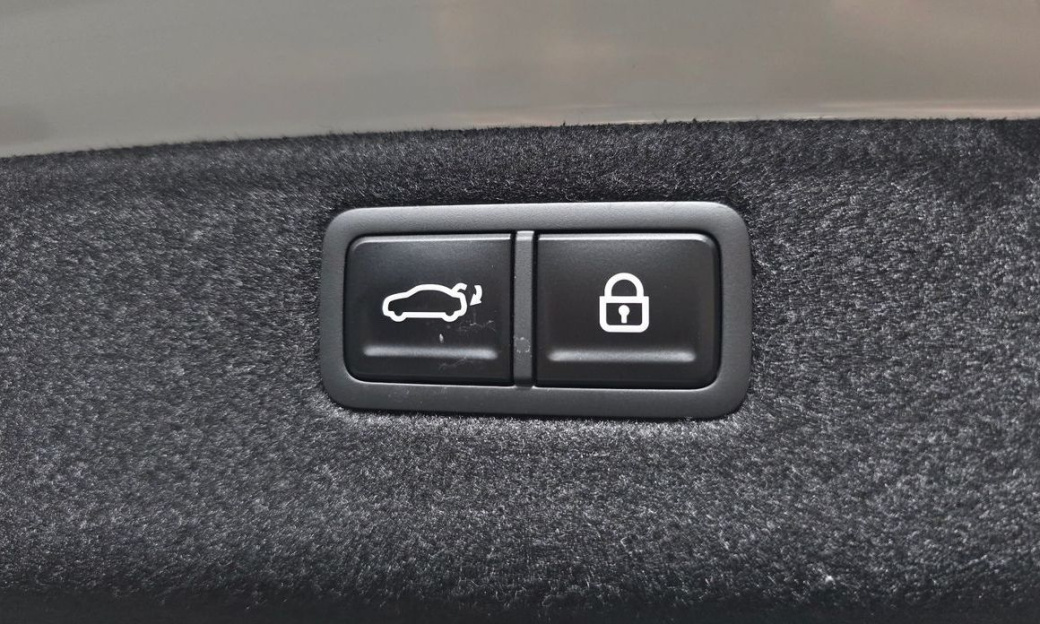 Genesis G70 Gasoline 2.5T 2WD, 2025