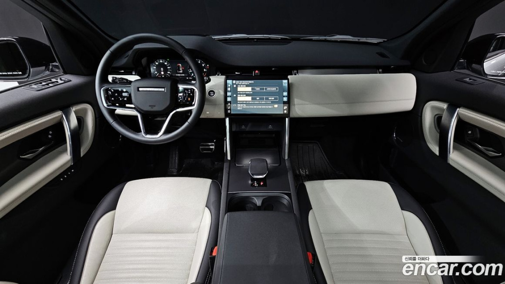 Land Rover Discovery Sport P250 Dynamic SE, 2025