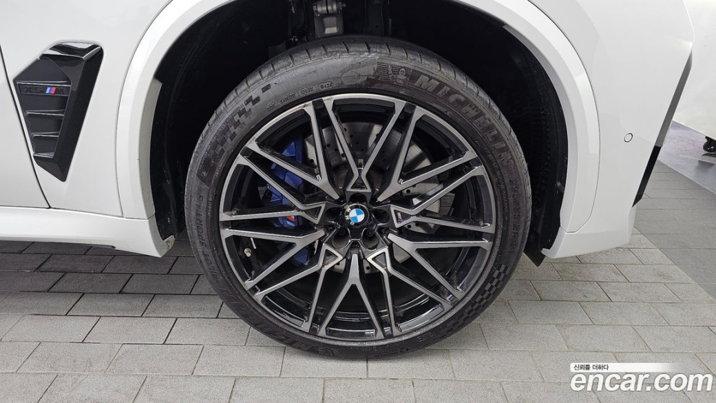 BMW X5M 4.4 Competition, 2024