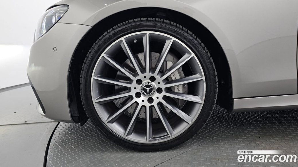 Mercedes-Benz E-Class E350 4MATIC Avantgarde, 2022