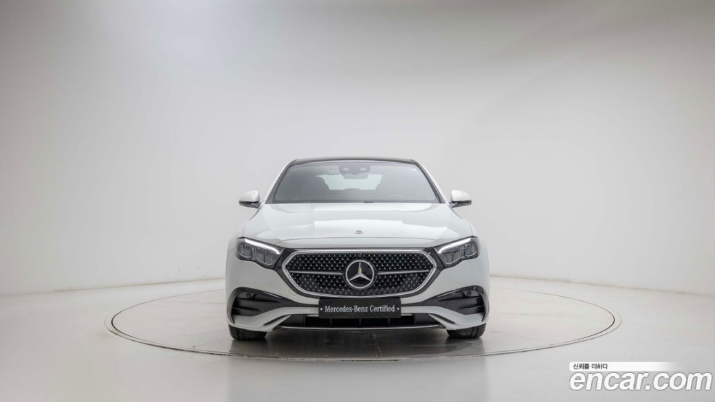 Mercedes-Benz E-Class E200 AMG Line, 2026