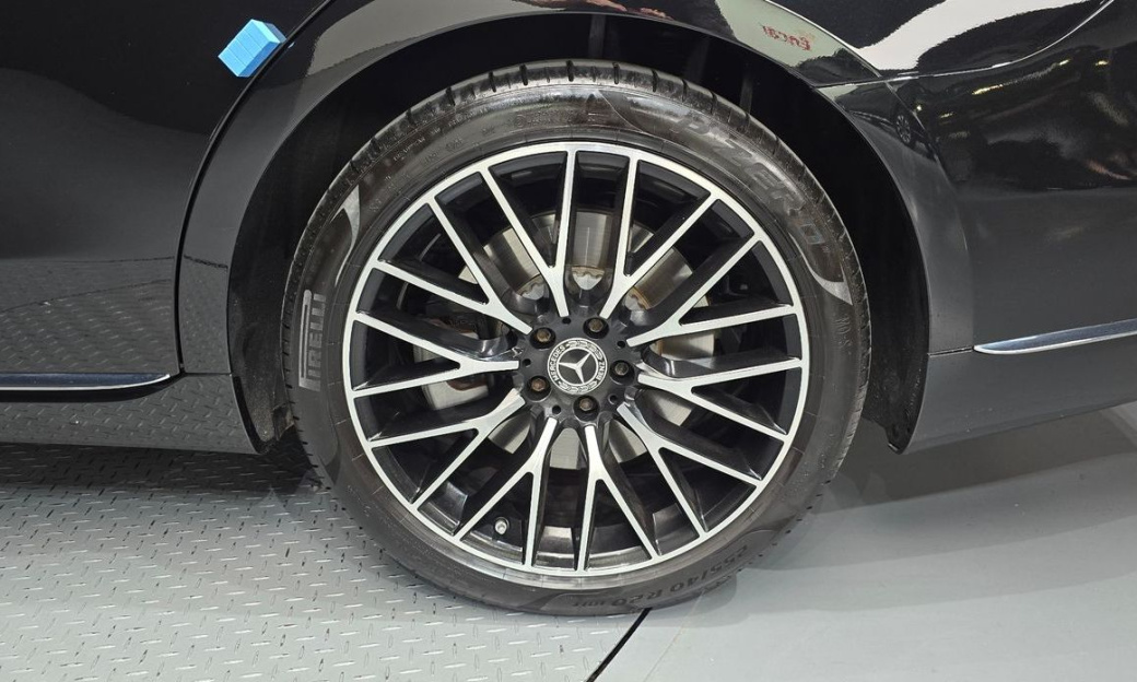 Mercedes-Benz S-Class S580L 4MATIC, 2024