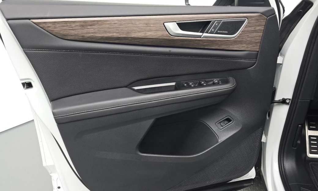 Volkswagen Atlas 2.0 TSI R-LINE 6-Seater, 2025