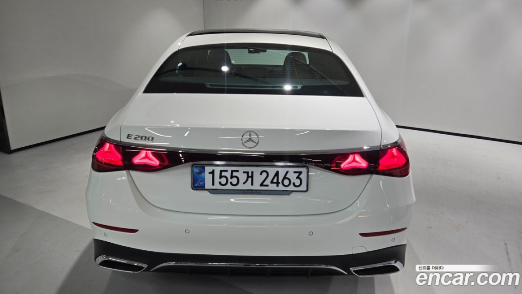 Mercedes-Benz E-Class E200 AMG Line, 2026