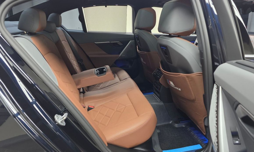 BMW 5-Series 530i xDrive M Sport, 2025