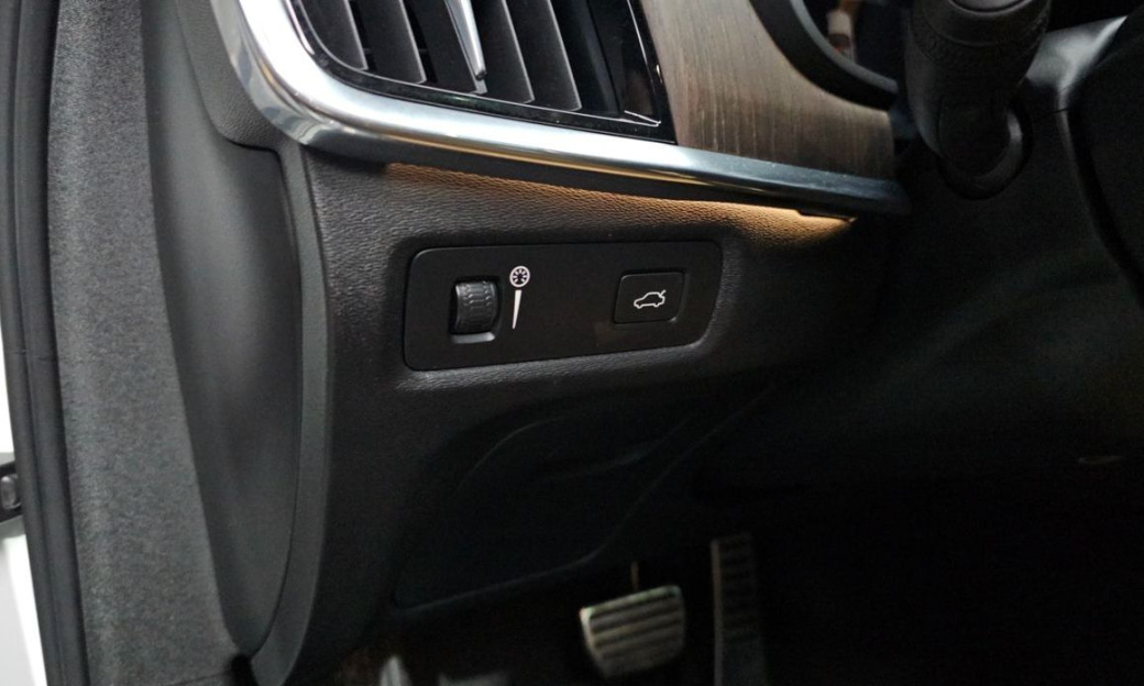 Volvo S90 B6 AWD Inscription, 2022