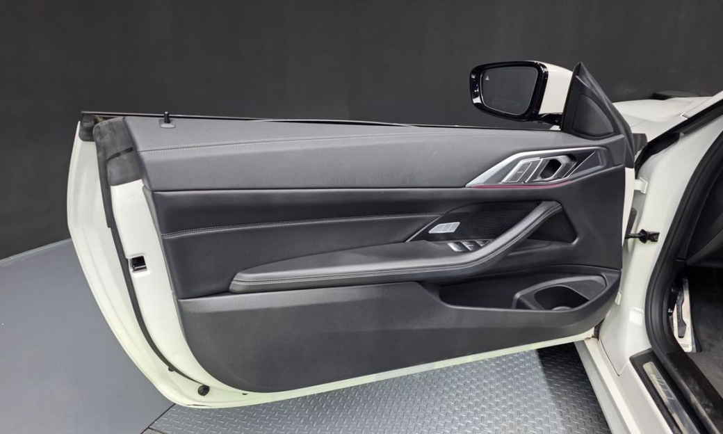 BMW 4-Series 420i M Sport Convertible, 2024