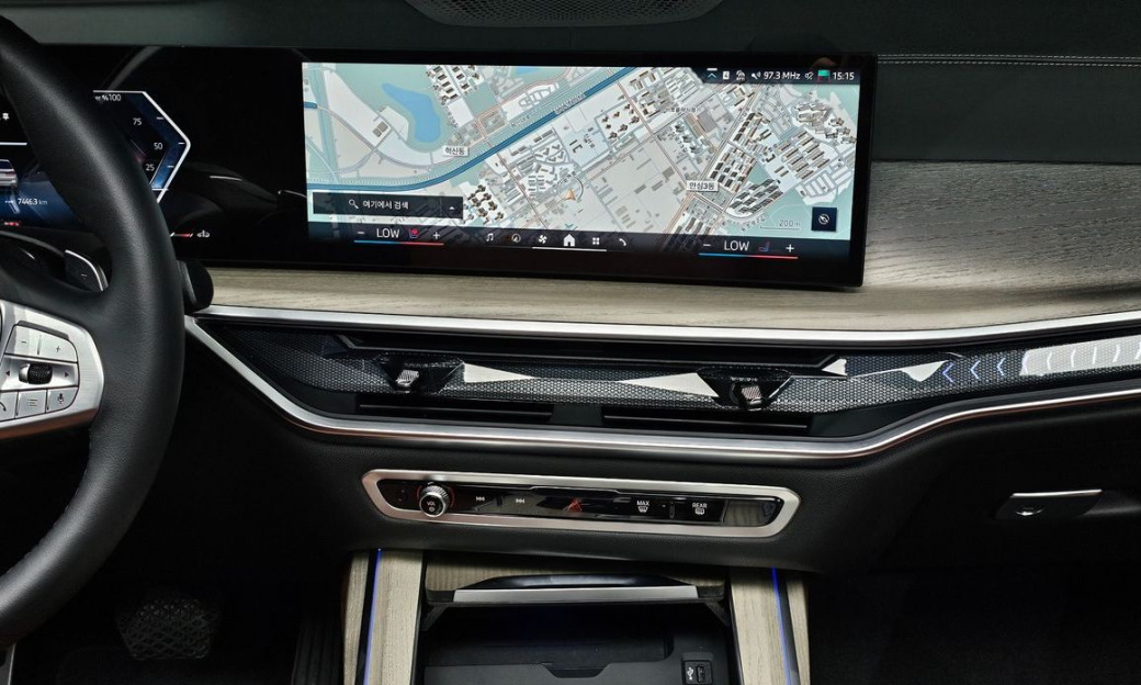 BMW X7 xDrive 40d Design Pure Excellence 7-Seater, 2026