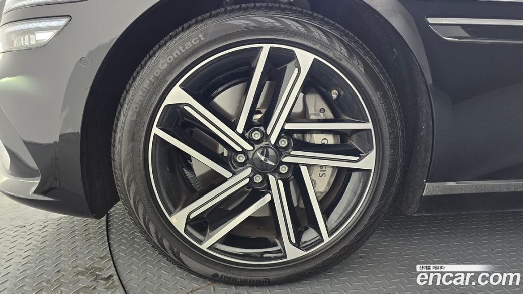 Genesis G80 Gasoline 2.5 Turbo AWD, 2025