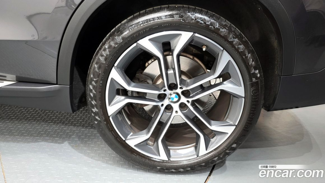 BMW X5 xDrive 40i xLine, 2021