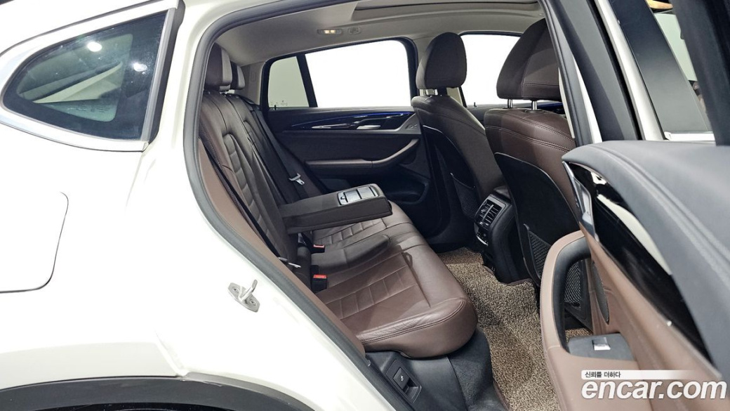 BMW X4 xDrive20i xLine, 2022