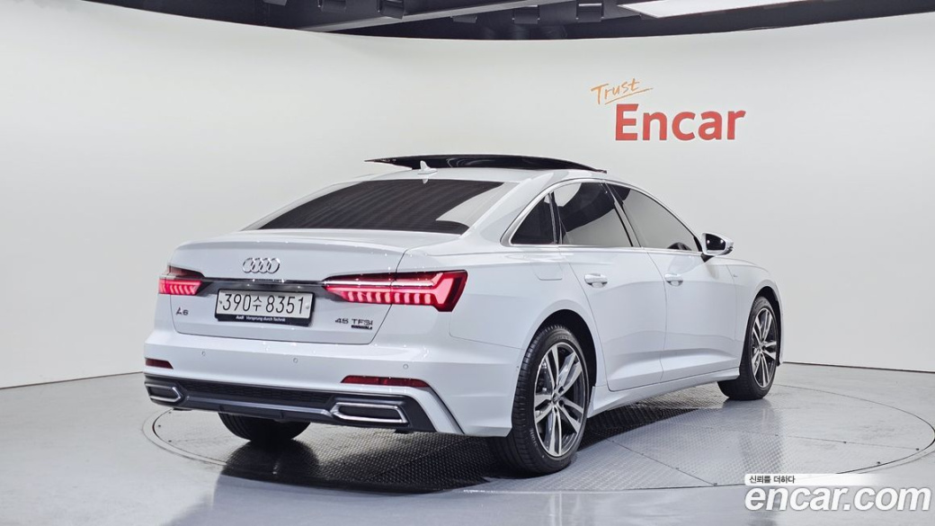 Audi A6 45 TFSI Quattro Premium, 2022