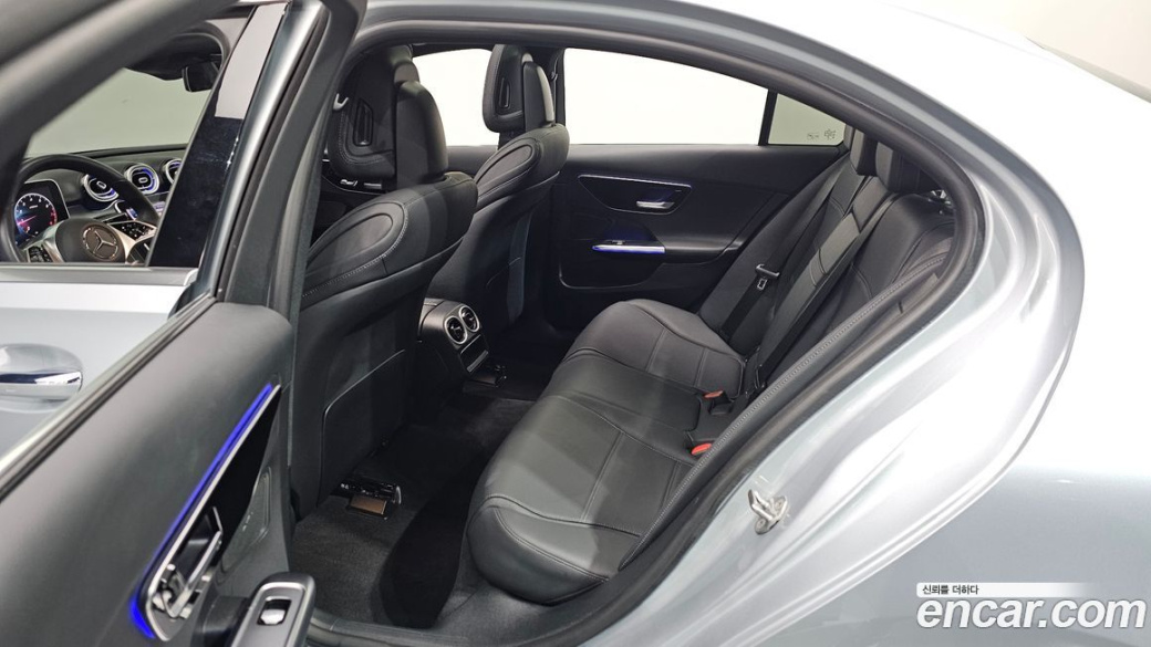 Mercedes-Benz C-Class C300 4MATIC Avantgarde, 2023