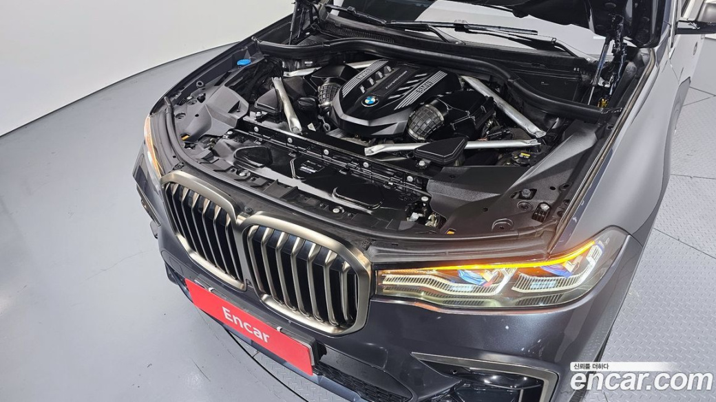 BMW X7 M50i 6STR, 2022