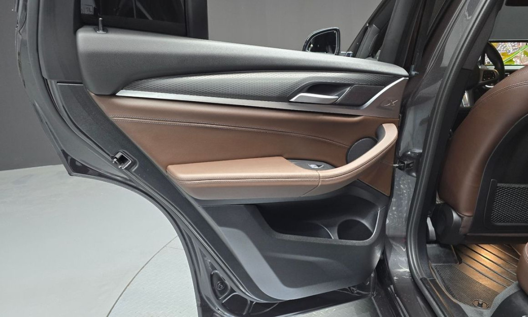 BMW X4 xDrive20i M Sport, 2023