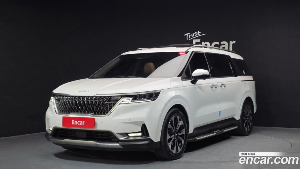 Kia Carnival 9-Seater Signature, 2023