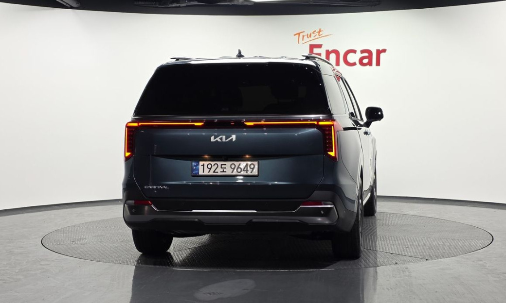 Kia Carnival 9-Seater Noblesse, 2025