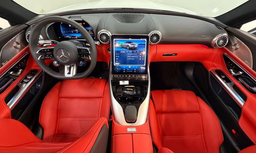 Mercedes-Benz SL-Class AMG SL43, 2025