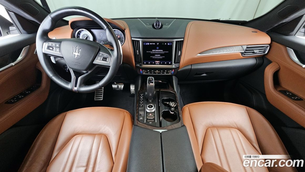 Maserati Levante 2.0 GT AWD, 2022