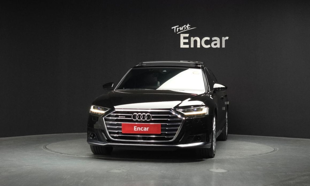 Audi A8 55 TFSI Quattro LWB, 2021