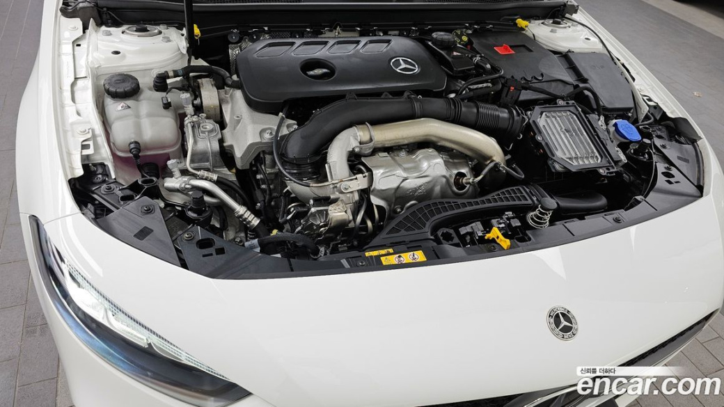 Mercedes-Benz A-Class A220 Hatchback, 2025