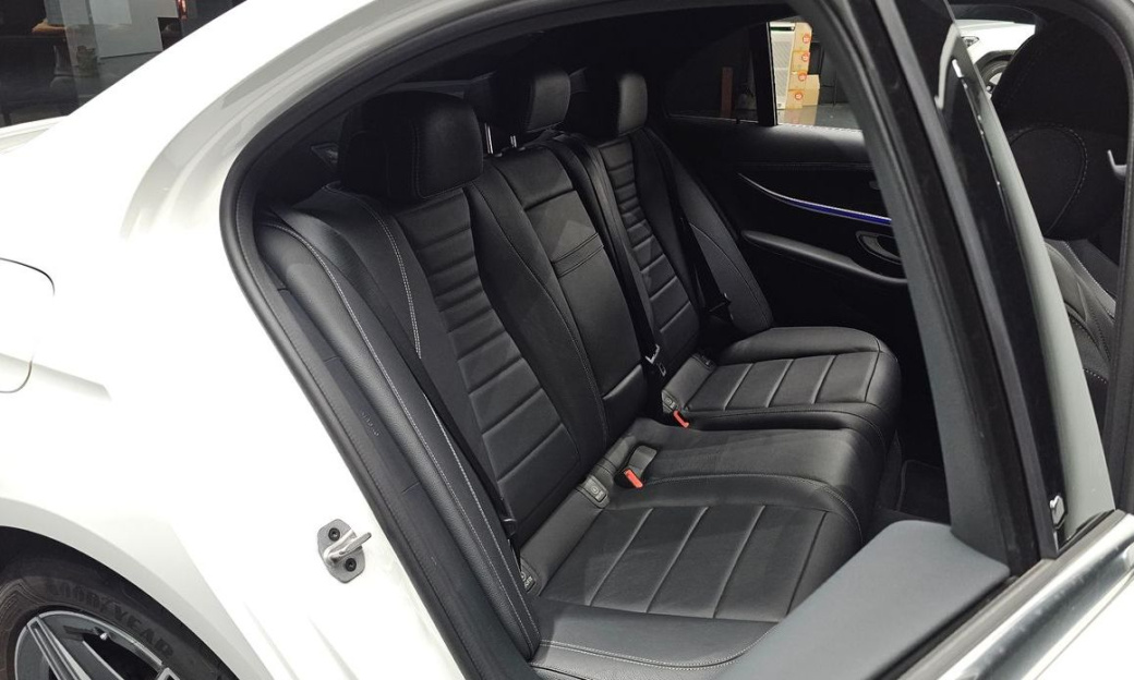 Mercedes-Benz E-Class E250 AMG Line, 2023