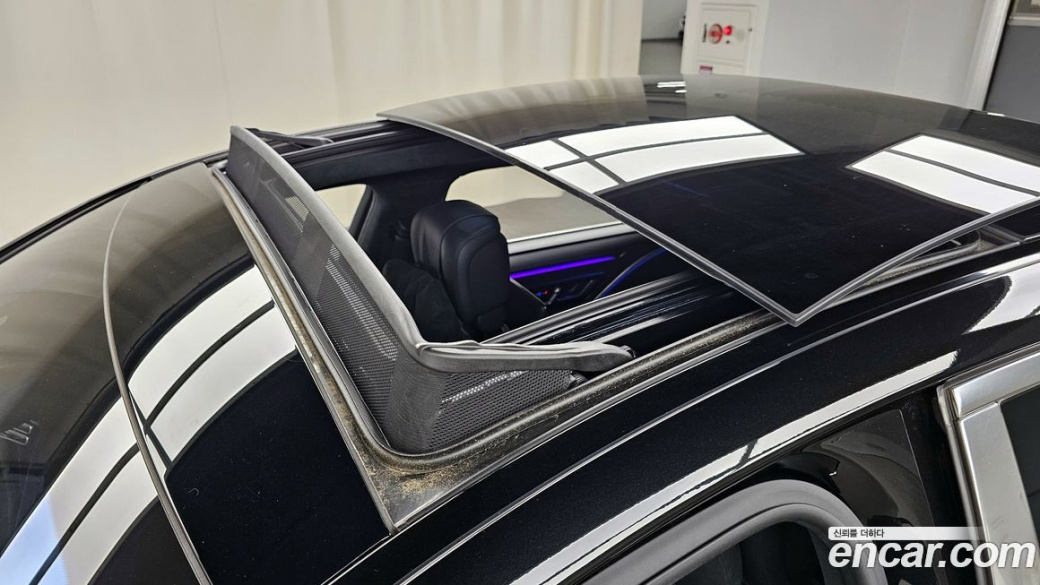 Mercedes-Benz S-Class Maybach S580 4MATIC, 2022
