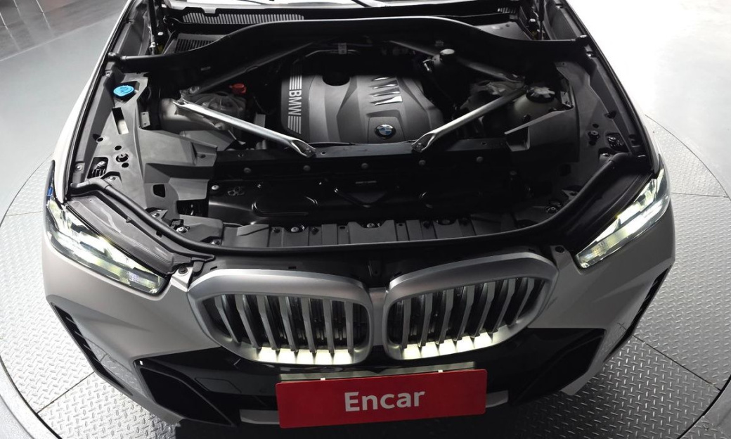 BMW X5 xDrive 40i M Sport, 2025