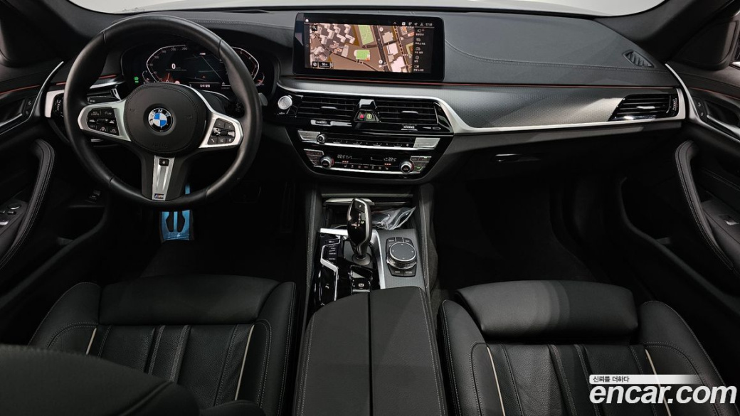 BMW 5-Series 520i M Sport, 2023