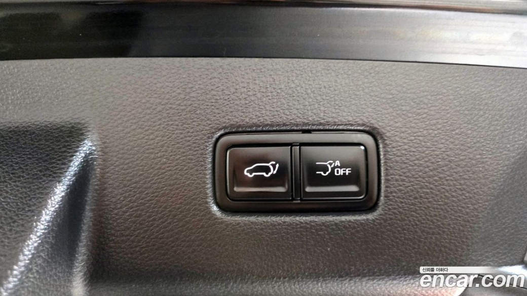 Kia Carnival 9-Seater Prestige, 2024