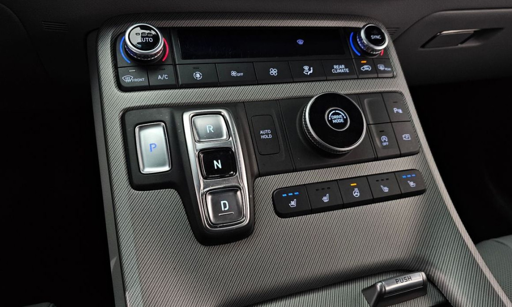 Hyundai Palisade Diesel 2.2 2WD, 2024