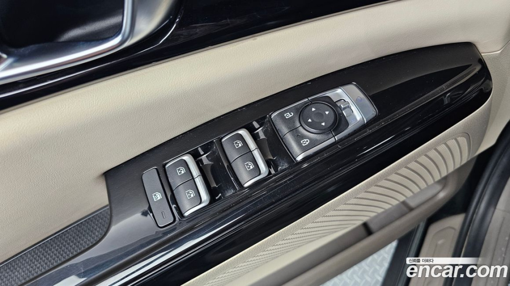 Kia Carnival 9-Seater Noblesse, 2023